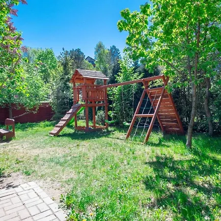 Familia Na Wzgorzu Z Sauna I Sala Zabaw Dla Dzieci غدينيا